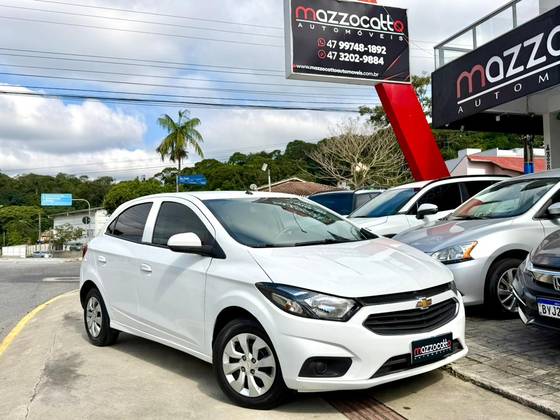 CHEVROLET ONIX 1.0 MPFI LT 8V FLEX 4P MANUAL CHEVROLET ONIX 1.0 MPFI LT 8V FLEX 4P MANUAL